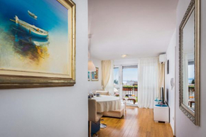  Art of Split Apartment  Сплит